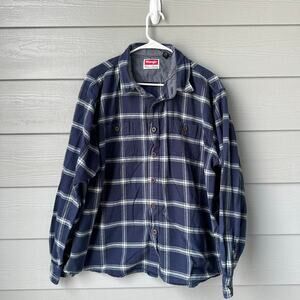 Navy blue wrangler flannel shirt
